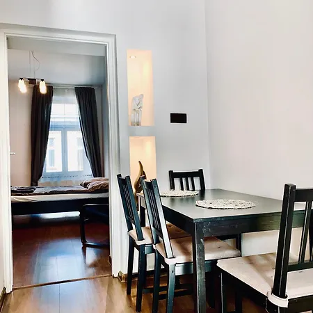 Apartman Close To Main Square *