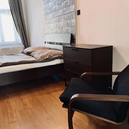 Close To Main Square Appartement